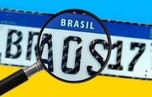 Herramientas Digitales para la Consulta de Placas de Vehículos